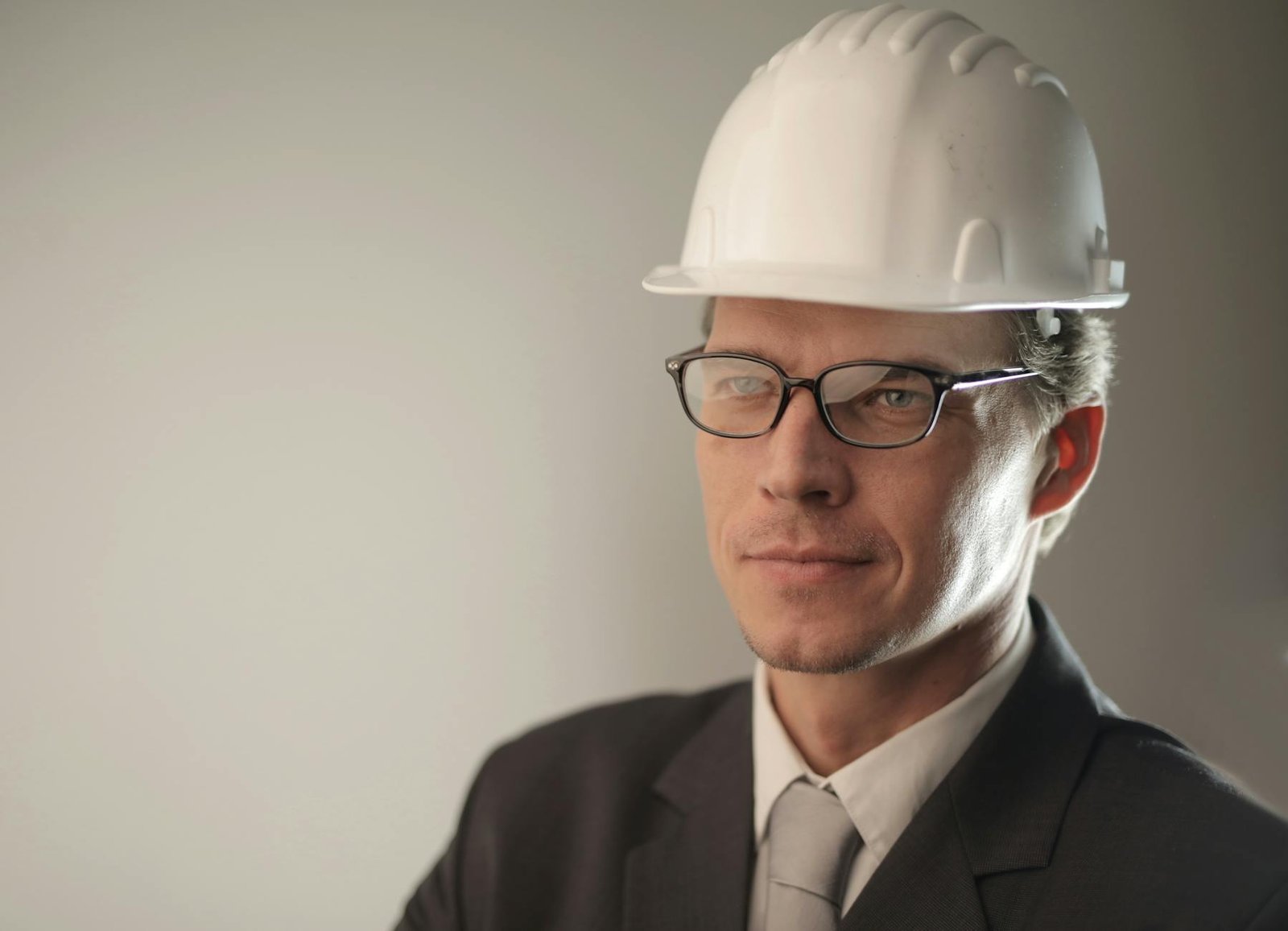 Safety Officer vs Safety Engineer: Key Differences Explained